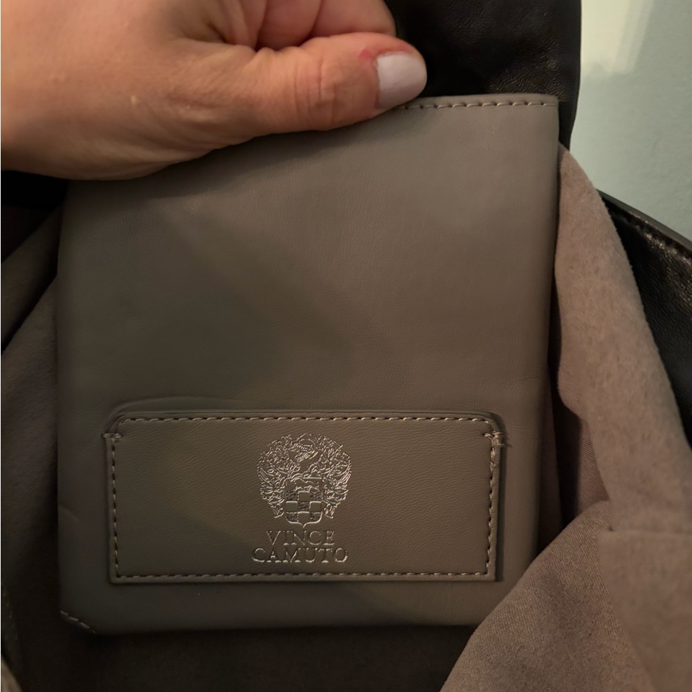 Vince Camuto Sleek Black Large Leather Tote Shoulder Bag Career Office Laptop - Picture 14 of 16